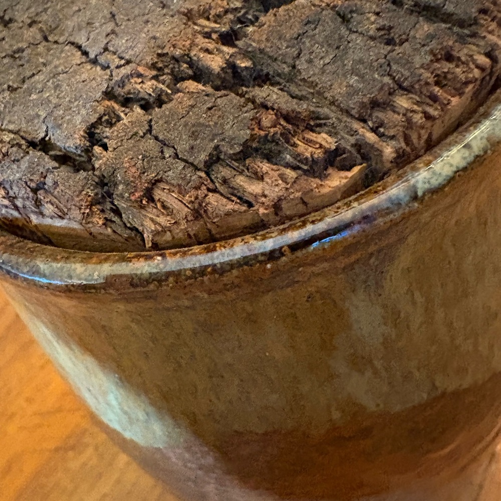 Bob Chaundy Studio Pottery Jar – Signed & Dated 1981, Brown/Olive Drip Glaze - Picture 5 of 13